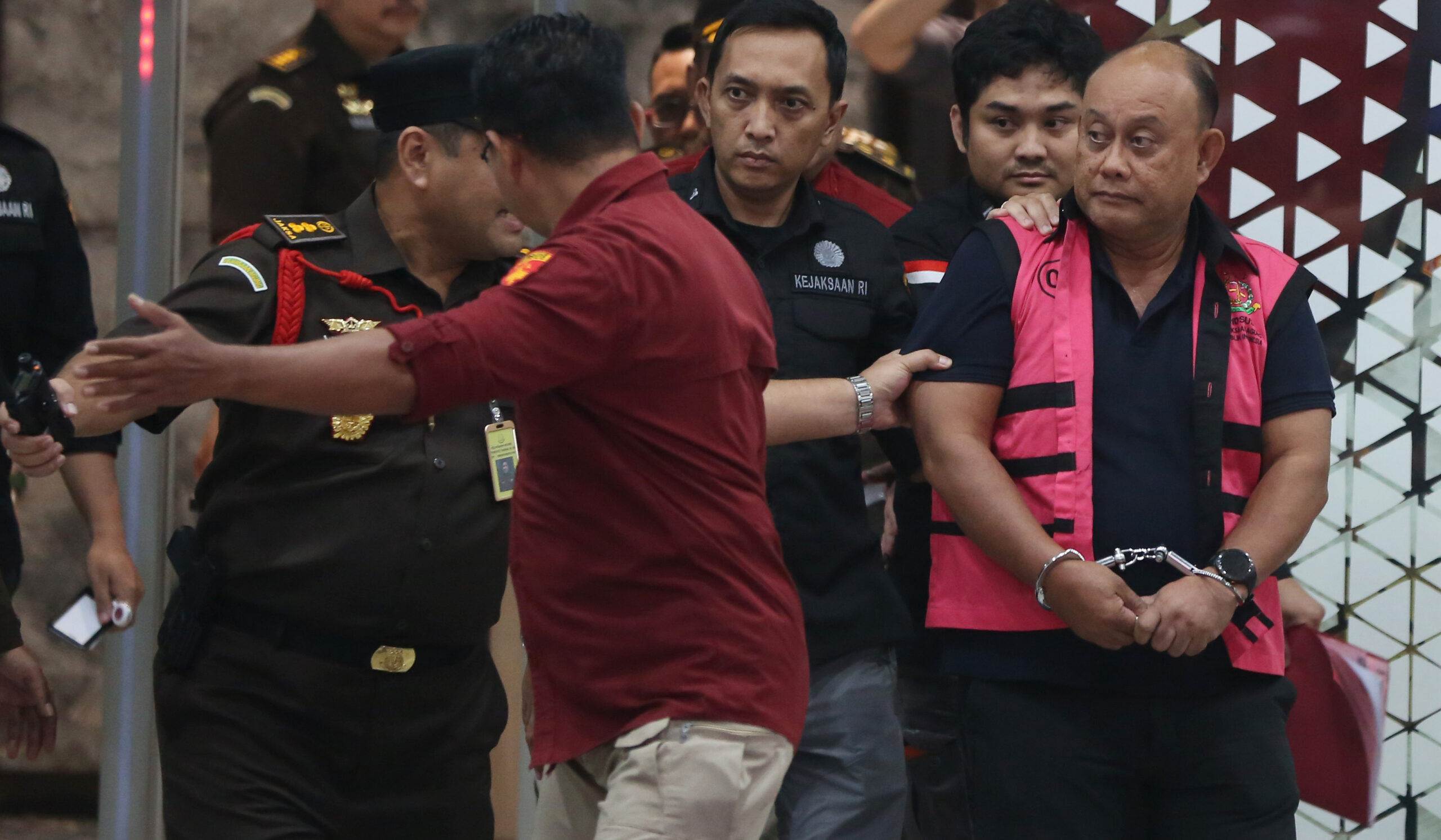 Tiga Pejabat BGN Jadi Tersangka Dugaan Korupsi Program MBG